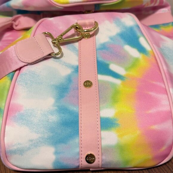 NWOT Stoney Clover Lane Nylon Tie Dye Weekender Duffle Bag with Shoulder Strap. - Picture 4 of 6